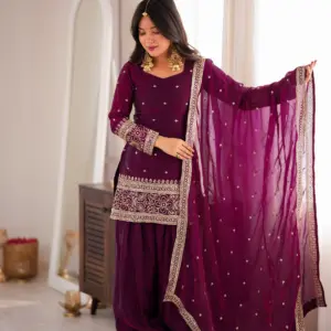 Fendy Silk Embroidered Kurta Set