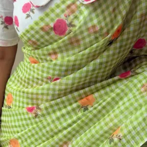 Trending Pure Linen Cotton Sarees With Unstitched Blouse