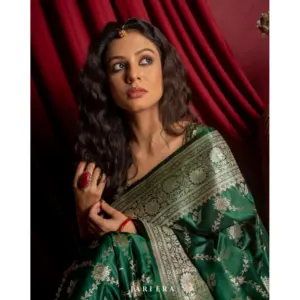 Women's Silk Printed Saree with Blouse – Dark Green