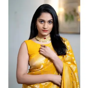 Women's Silk Printed Saree with Blouse – Yellow