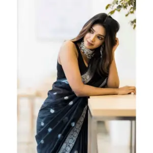 Women's Cotton Printed Saree with Blouse – Black
