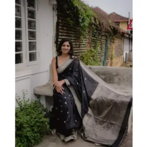 Women's Silk Printed Saree with Blouse – Black