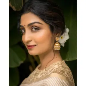 Women's Silk Printed Saree with Blouse – Off White