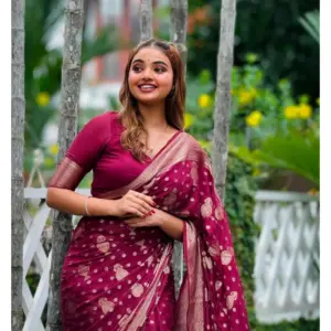 Women's Silk Printed Saree with Blouse – Wine