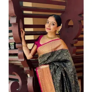 Women's Silk Printed Saree with Blouse – Green