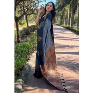 Women's Silk Printed Saree with Blouse – Grey