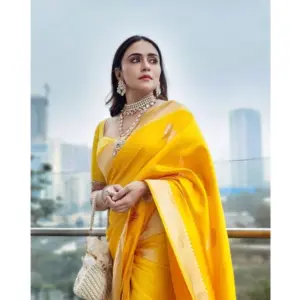 Women's Silk Printed Saree with Blouse – Yellow