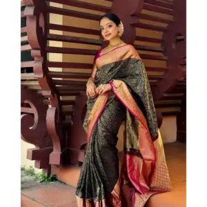 Women's Silk Printed Saree with Blouse – Green