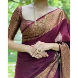 Women's Soft Lichi Silk Solid Saree with Blouse – Maroon