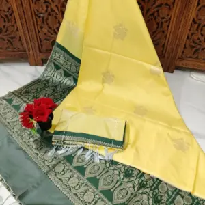 Soft Silk Saree with Blouse – Design 2