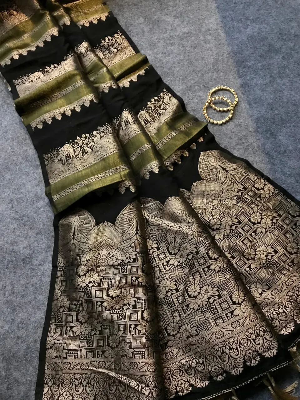 Insta Viral Khadi Crepe Silk Paithani Saree With Blouse Piece