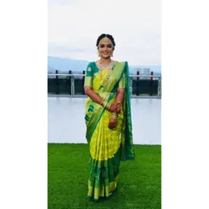 Women's Litchi Silk Printed Saree with Blouse – Light Green