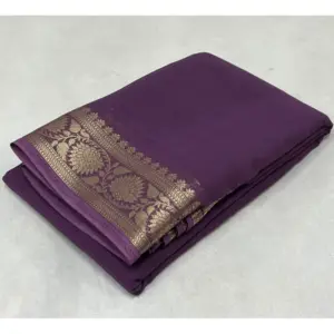 Women's Crepe Chit Pallu Solid Saree with Blouse – Purple