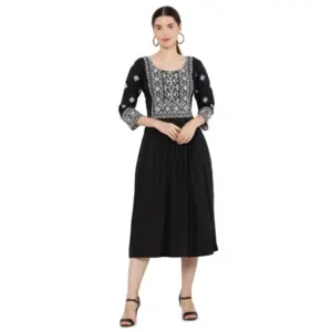 Generic Women's Casual Rayon 3-4th Sleeves Kurti (Black)