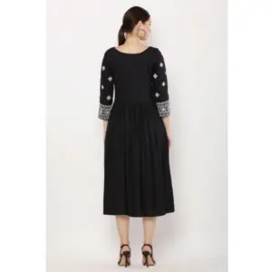 Generic Women's Casual Rayon 3-4th Sleeves Kurti (Black)
