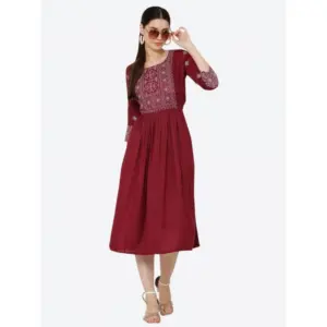 Generic Women's Casual Rayon 3-4th Sleeves Kurti (Maroon)