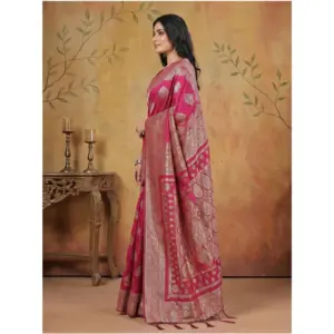 Women's Silk Blend Printed Saree with Blouse – Magenta