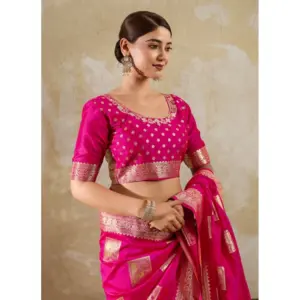 Women's Silk Blend Printed Saree with Blouse – Magenta