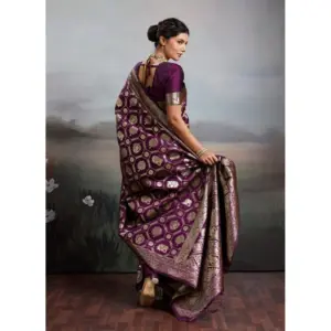Women's Silk Blend Printed Saree with Blouse – Wine