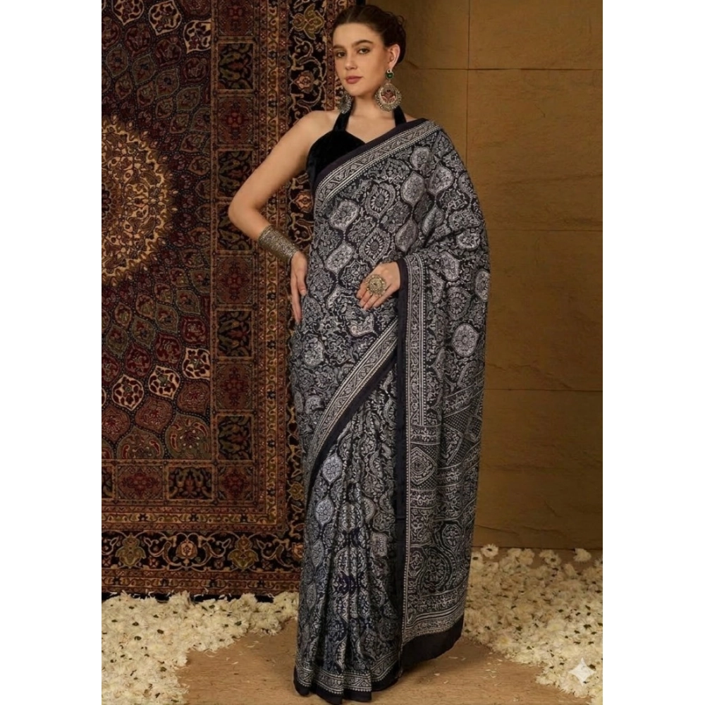 Women's Crepe Printed Saree with Blouse – Black
