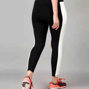 WUGO:: Stylish Activewear Leggings for Women | Soft Stretch Yoga Pants | Comfortable Gym & Fitness Wear for Girls | Ideal for Yoga, Pilates & Daily Workouts