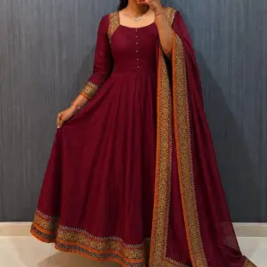 Traditional Temple Border Meera Anarkali Gown With Dupatta