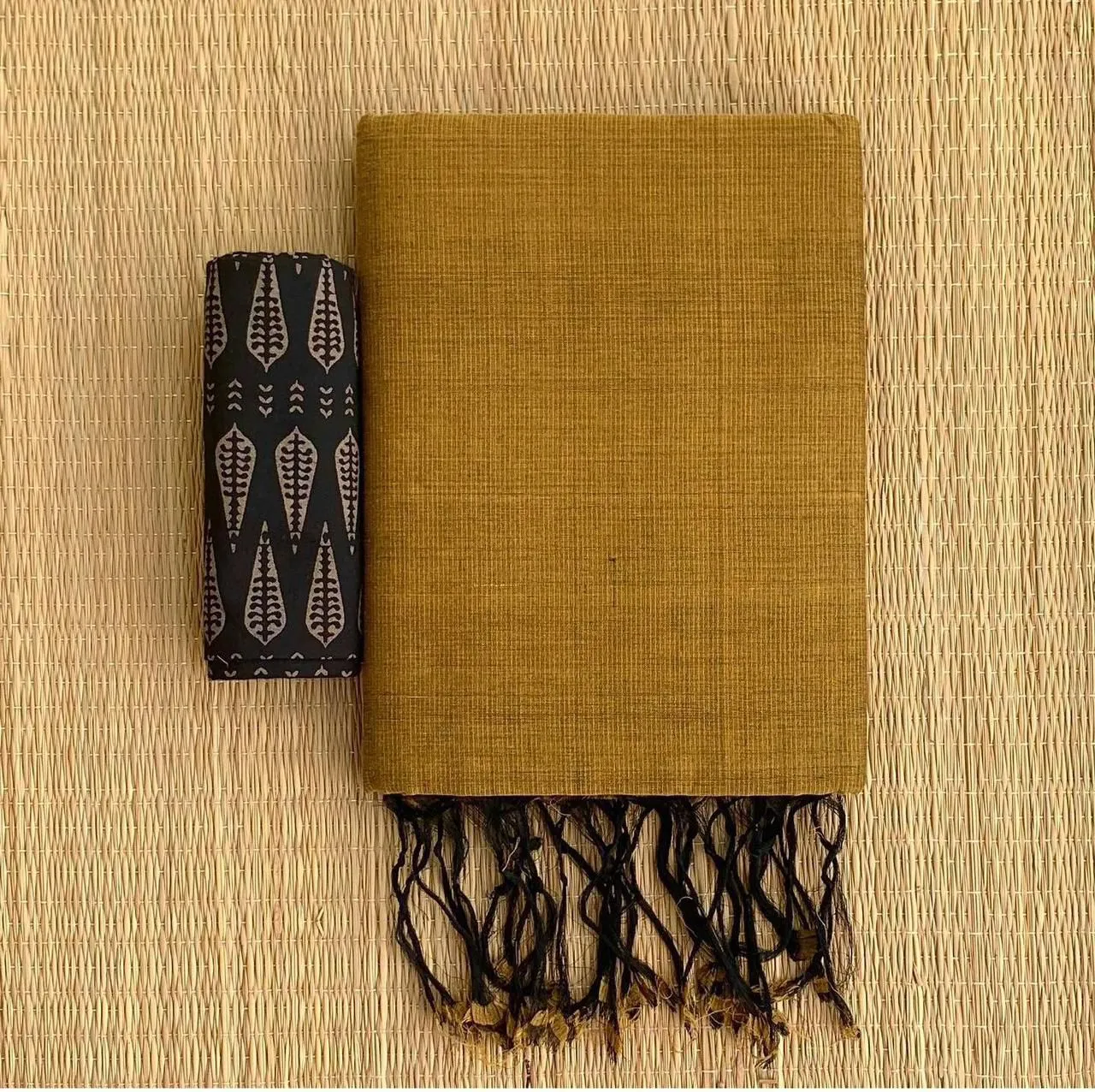 Insta Viral Khadhi Cotton Sarees With Kalamkari BlousePiece