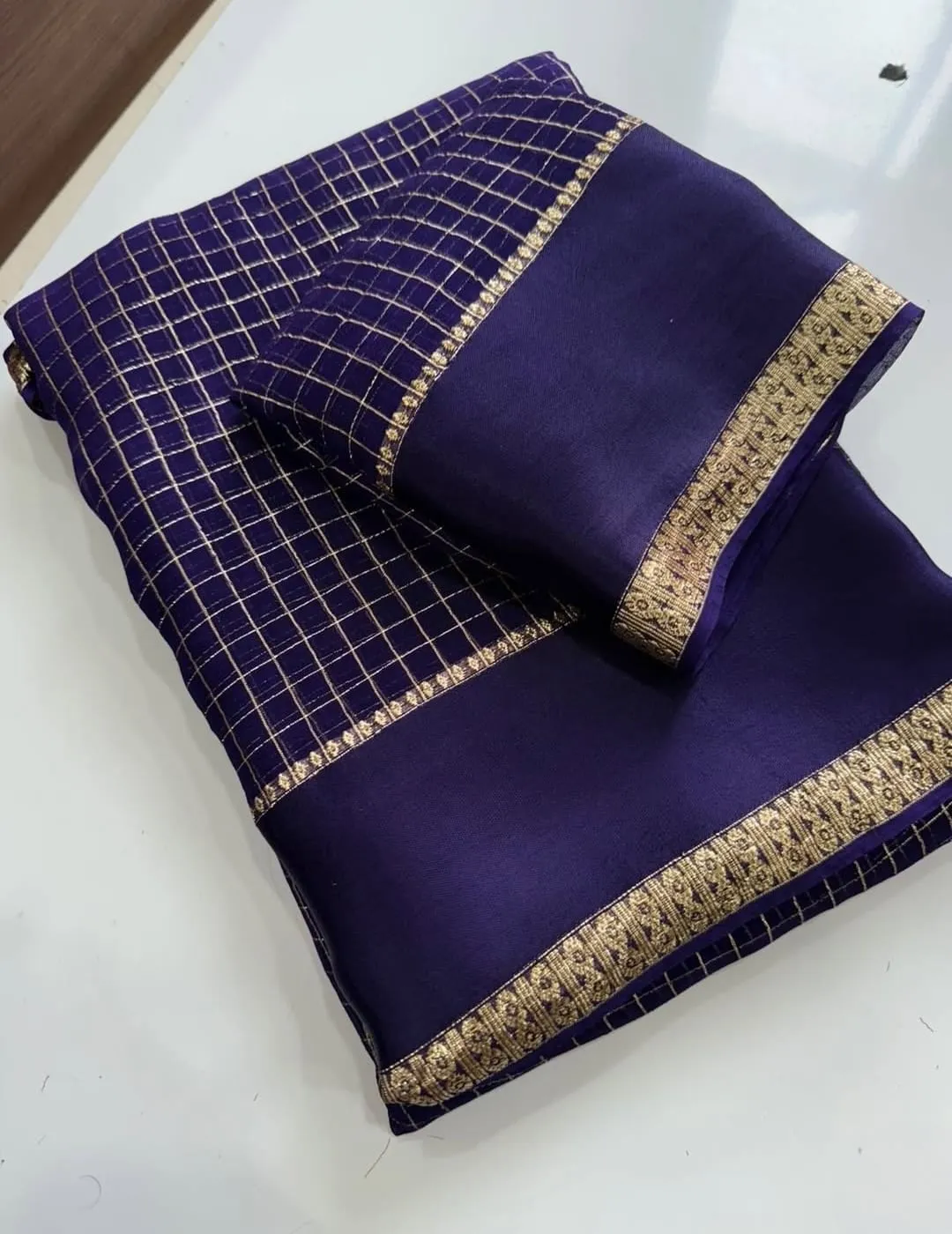 Most Demanding Pure Viscose sarees with Blouse piece