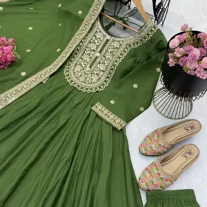 Roman Silk Anarkali Set – Design 2