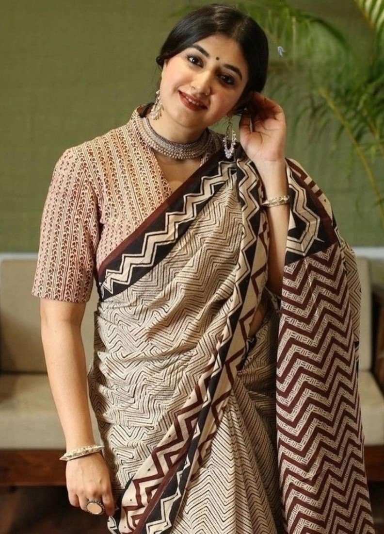 Generic Women's Linen Cotton Printed Saree With Unstitched Blouse - 5.5 Mtr (Cream-Maroon)